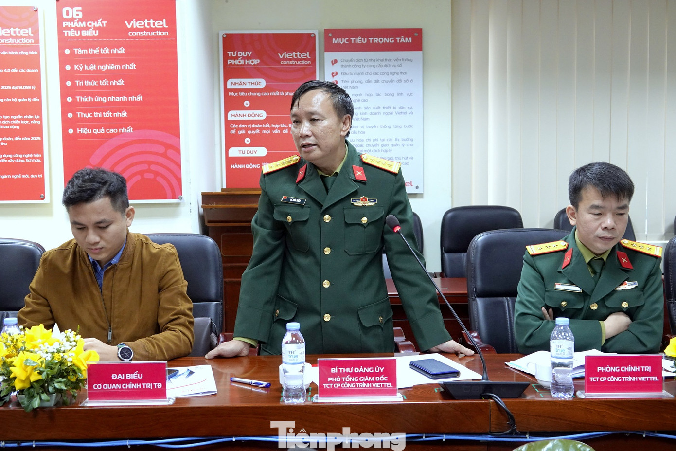 Kiểm tra công tác giáo dục pháp luật cho thanh niên Viettel ảnh 3