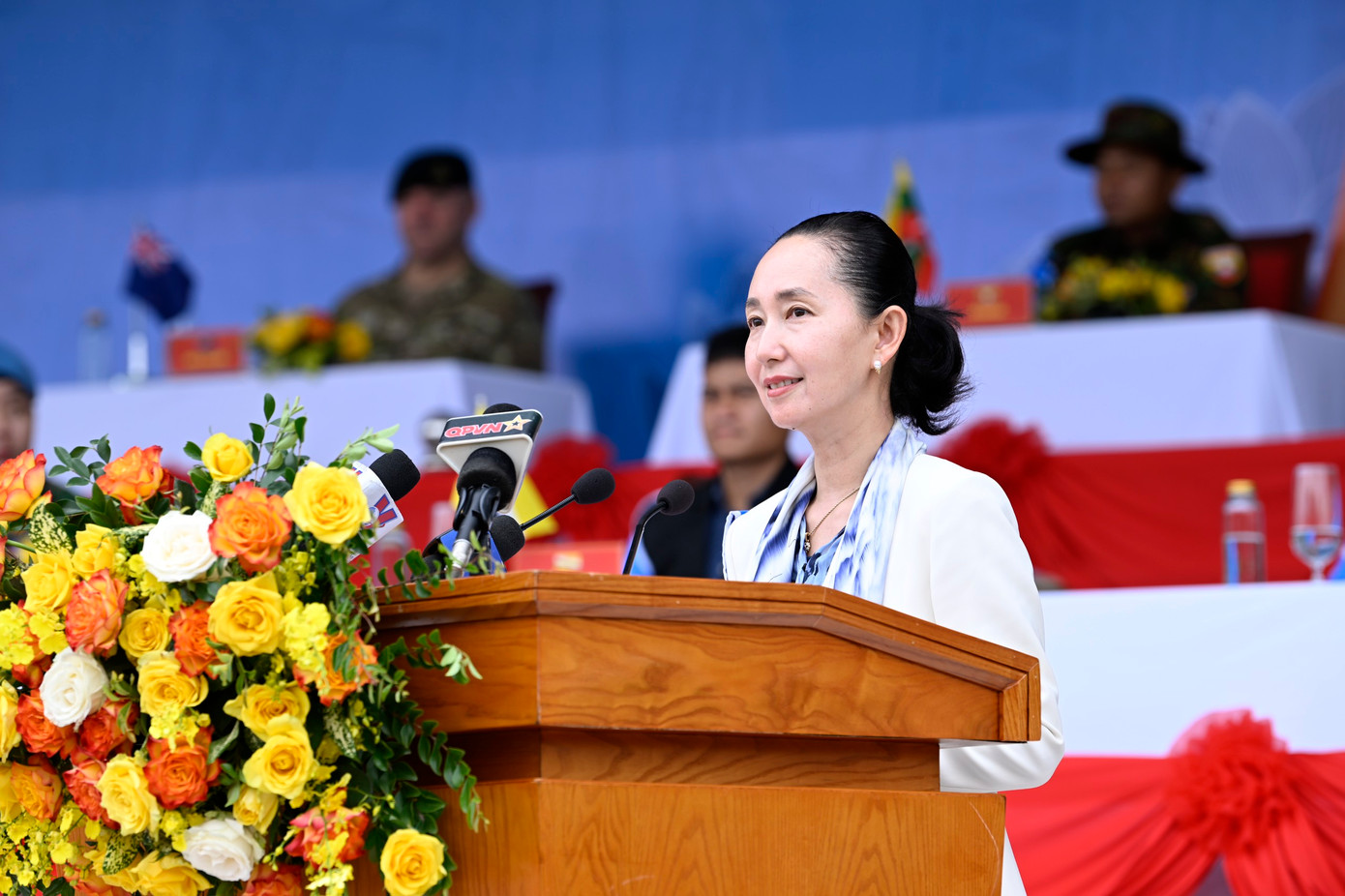 Bà Matsuzawa Tomoko - Giám đốc hợp tác quốc tế Khu vực Ấn Độ Dương - Thái Bình Dương, Trưởng Nhóm chuyên gia GGHB Nhật Bản, phát biểu tại lễ khai mạc. Bà Matsuzawa Tomoko - Giám đốc hợp tác quốc tế Khu vực Ấn Độ Dương - Thái Bình Dương, Trưởng Nhóm chuyên gia GGHB Nhật Bản, phát biểu tại lễ khai mạc.