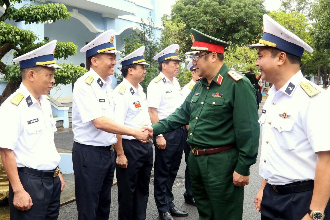 Thượng tướng Phạm Hoài Nam tới kiểm tra Vùng 4 Hải quân, ngày 9/1