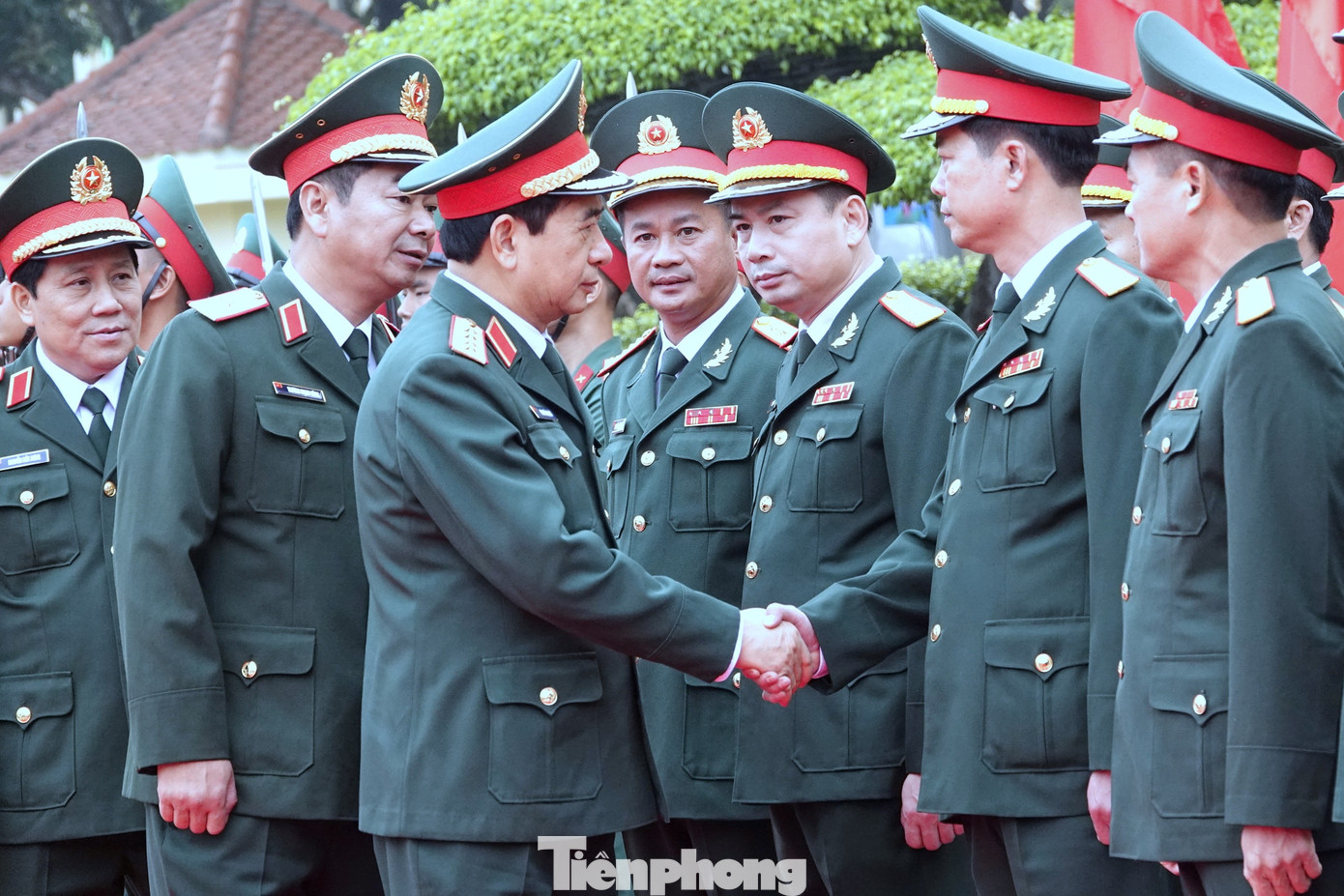 Đại tướng Phan Văn Giang - Ủy viên Bộ Chính trị, Phó Bí thư Quân ủy Trung ương, Bộ trưởng Bộ Quốc phòng tới dự lễ công bố quyết định thành lập Quân đoàn 12 và giao nhiệm vụ cho toàn Quân đoàn. Ảnh: Nguyễn Minh Đại tướng Phan Văn Giang - Ủy viên Bộ Chính trị, Phó Bí thư Quân ủy Trung ương, Bộ trưởng Bộ Quốc phòng tới dự lễ công bố quyết định thành lập Quân đoàn 12 và giao nhiệm vụ cho toàn Quân đoàn. Ảnh: Nguyễn Minh