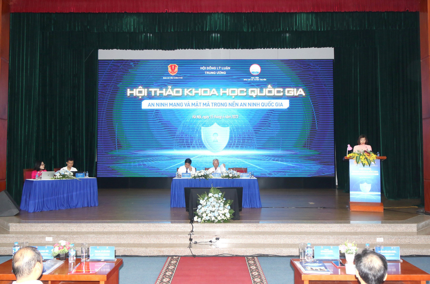 Quang cảnh hội thảo.