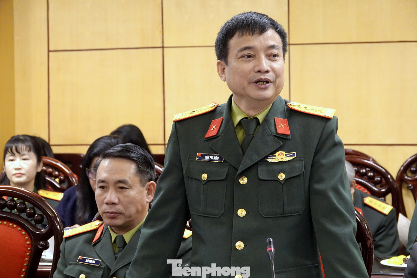 Đại biểu lãnh đạo cơ quan quản lý báo chí trong Quân đội nêu ý kiến tại chương trình gặp mặt báo chí của Tổng cục Công nghiệp quốc phòng