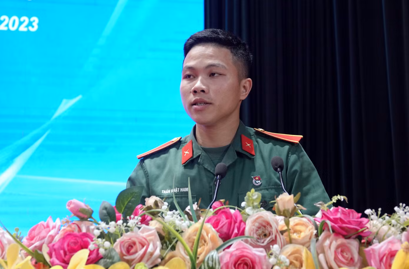 Học viên Trần Nhật Nam đại diện cho tuổi trẻ Trường SQLQ 1 nêu quyết tâm thực hiện các phong trào hành động trong Tháng Thanh niên 2023