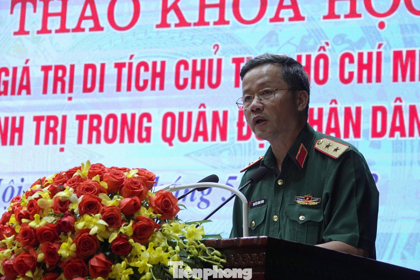 Trung tướng, PGS-TS Nguyễn Hùng Oanh - Hiệu trưởng Trường SQCT phát biểu đề dẫn hội thảo.