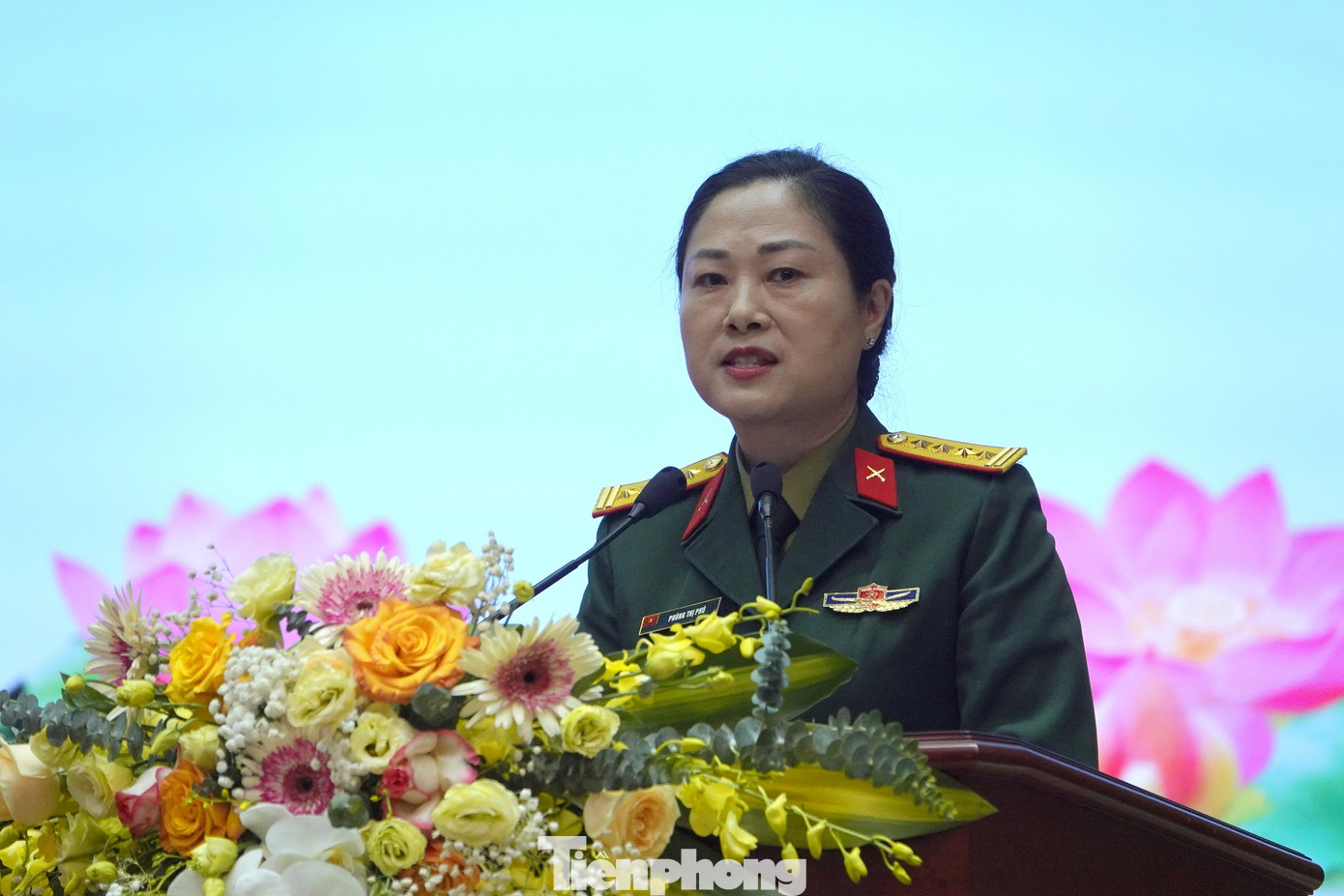 Đại tá Phùng Thị Phú - Trưởng ban PNQĐ phát biểu tổng kết cuộc thi