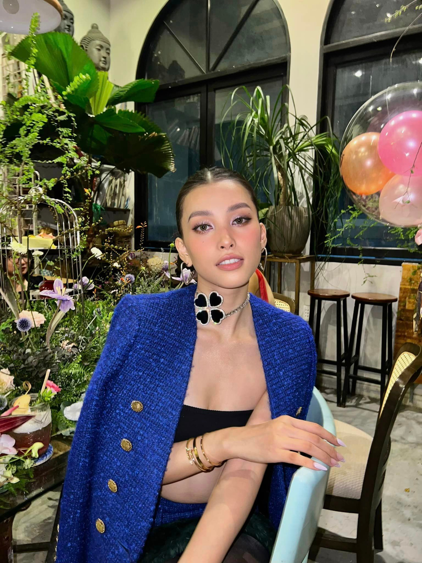 Tiểu Vy được đánh giá là một trong những hoa hậu có hình thể đẹp với chiều cao 1,75 m, số đo ba vòng 85-63-93 cm. Gương mặt của người đẹp cũng được đánh giá cao vì sự khả ái, ngọt ngào. Tiểu Vy từng đại diện Việt Nam tham dự Hoa hậu Thế giới 2018 và vào top 30 cùng các giải thưởng phụ: Top 3 Dự án Nhân ái, Top 30 phần thi Tài năng và Top 32 phần thi Top Model.