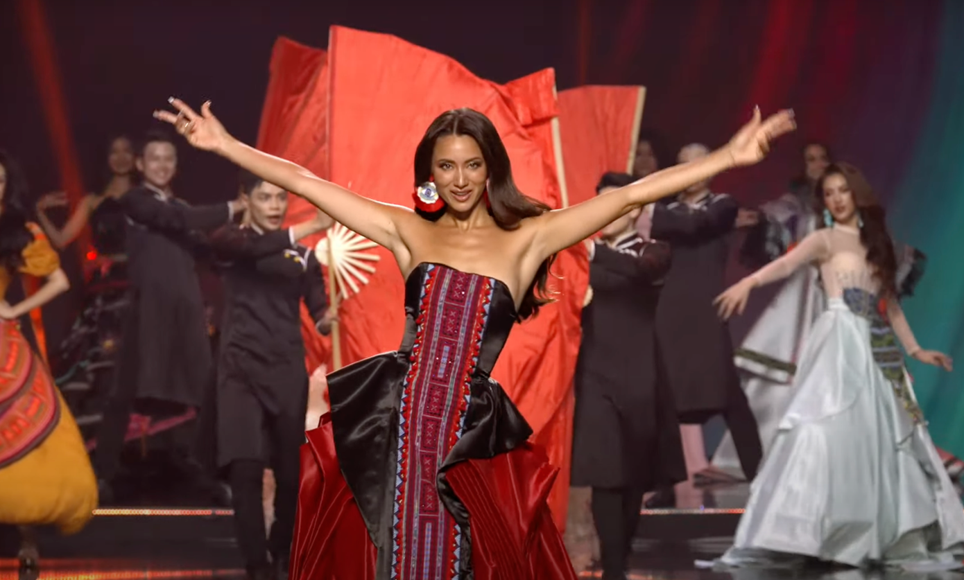 Lydie Vũ, Hương Ly, Quỳnh Hoa nổi bật khi trình diễn nhờ kinh nghiệm sân khấu. Lydie Vũ, Hương Ly, Quỳnh Hoa nổi bật khi trình diễn nhờ kinh nghiệm sân khấu.