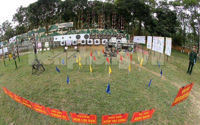 Khu vực trưng bày các đồ dùng, học cụ phục vụ huấn luyện