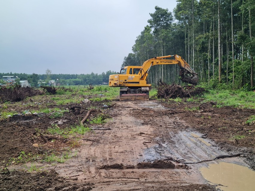 Dự án đường Cao tốc Biên Hòa - Vũng Tàu với thành phần một qua địa bàn tỉnh Đồng Nai chưa bàn giao mặt bằng. Ảnh: VH. Dự án đường Cao tốc Biên Hòa - Vũng Tàu với thành phần một qua địa bàn tỉnh Đồng Nai chưa bàn giao mặt bằng. Ảnh: VH.