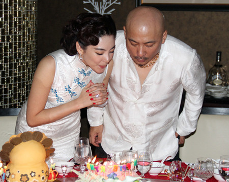 Chồng người đẹp Trương Vũ Kỳ bị bắt vì mua dâm ảnh 8