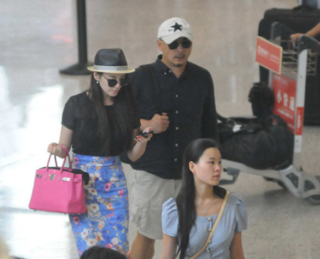 Chồng người đẹp Trương Vũ Kỳ bị bắt vì mua dâm ảnh 4