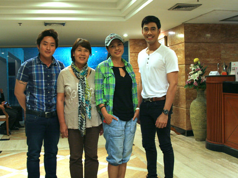 Việt Trinh và anh chàng diễn viên người Thái S.Katapong 