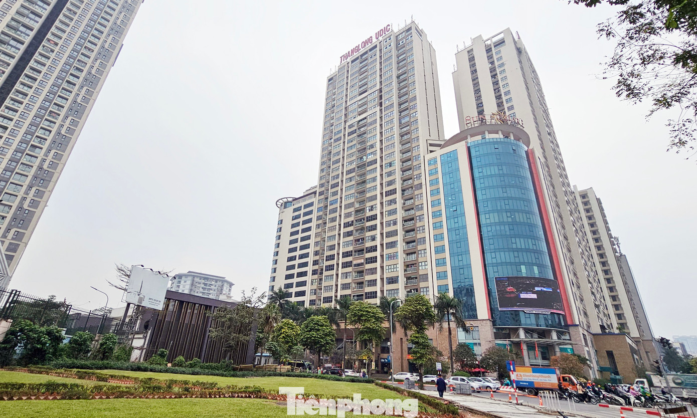 Quý đầu năm 2024, Hà Nội ghi nhận 2.300 nguồn cung căn hộ mới, trong đó tổng số căn bán được khoảng hơn 2.000 căn. Quý đầu năm 2024, Hà Nội ghi nhận 2.300 nguồn cung căn hộ mới, trong đó tổng số căn bán được khoảng hơn 2.000 căn.