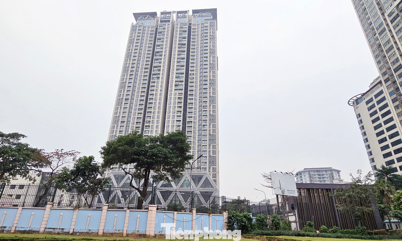 Giá bán chung cư sơ cấp trung bình tại Hà Nội hiện đạt mức 56 triệu đồng/m2. Giá bán chung cư sơ cấp trung bình tại Hà Nội hiện đạt mức 56 triệu đồng/m2.