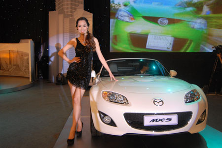 Mẫu xe Mazda MX-5 được nhiều người quan tâm