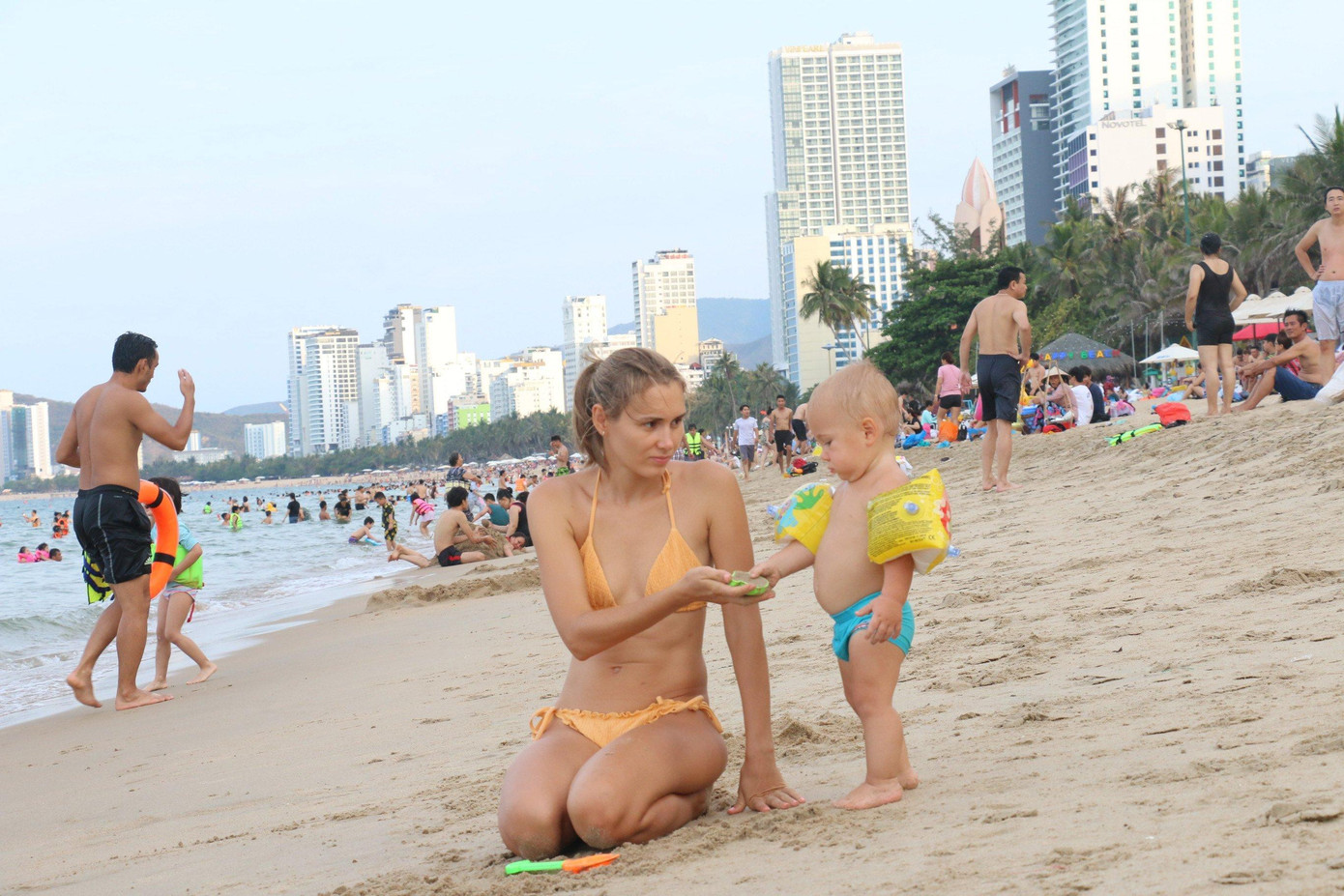 Du khách Nga đến tham quan, nghỉ dưỡng tại TP. Nha Trang - Khánh Hoà năm 2020