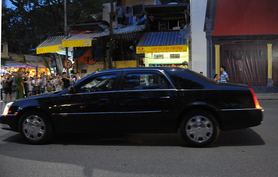 Ông Obama thưởng thức bún chả Hà Nội ảnh 31