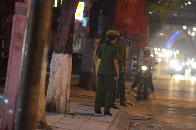 Tổng thống Mỹ Obama đã đến Hà Nội ảnh 3