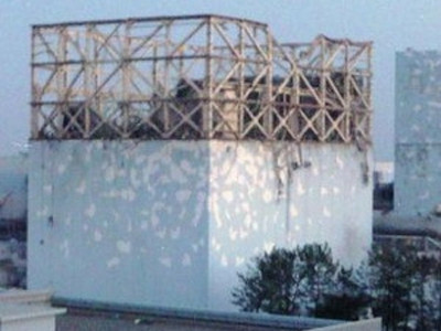 Hình ảnh lò số 1 sau khi bị nổ bay nóc. Hình ảnh lò số 1 sau khi bị nổ bay nóc.