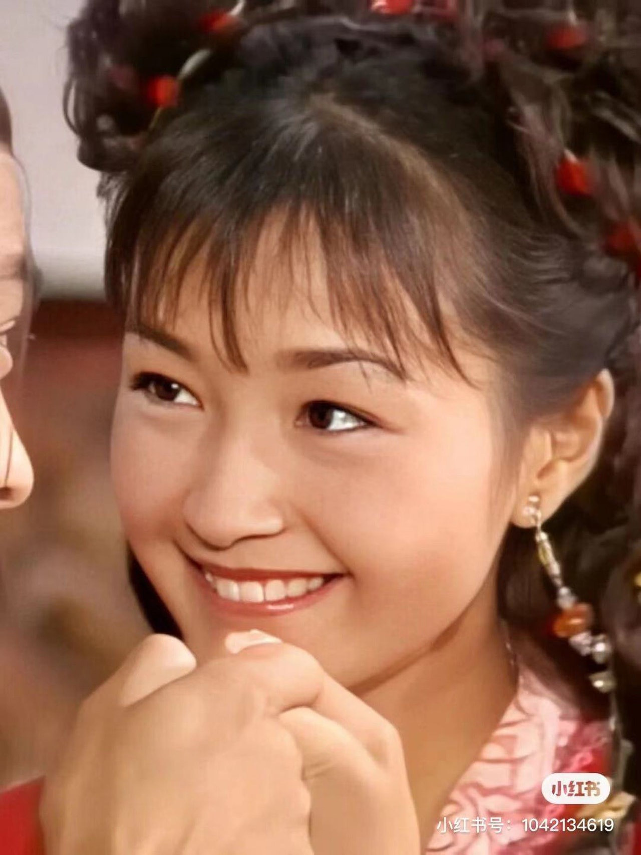 Cô từng gây thương nhớ với vẻ trong trẻo, ngọt ngào. Cô từng gây thương nhớ với vẻ trong trẻo, ngọt ngào.