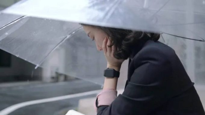 Không chỉ là nạn nhân bị tấn công tình dục, Ito còn là kẻ sống sót khao khát sự công bằng, nhà báo điều tra sắc sảo kiêm nhà hoạt động nữ quyền can trường. Ảnh: Black Box Diaries.