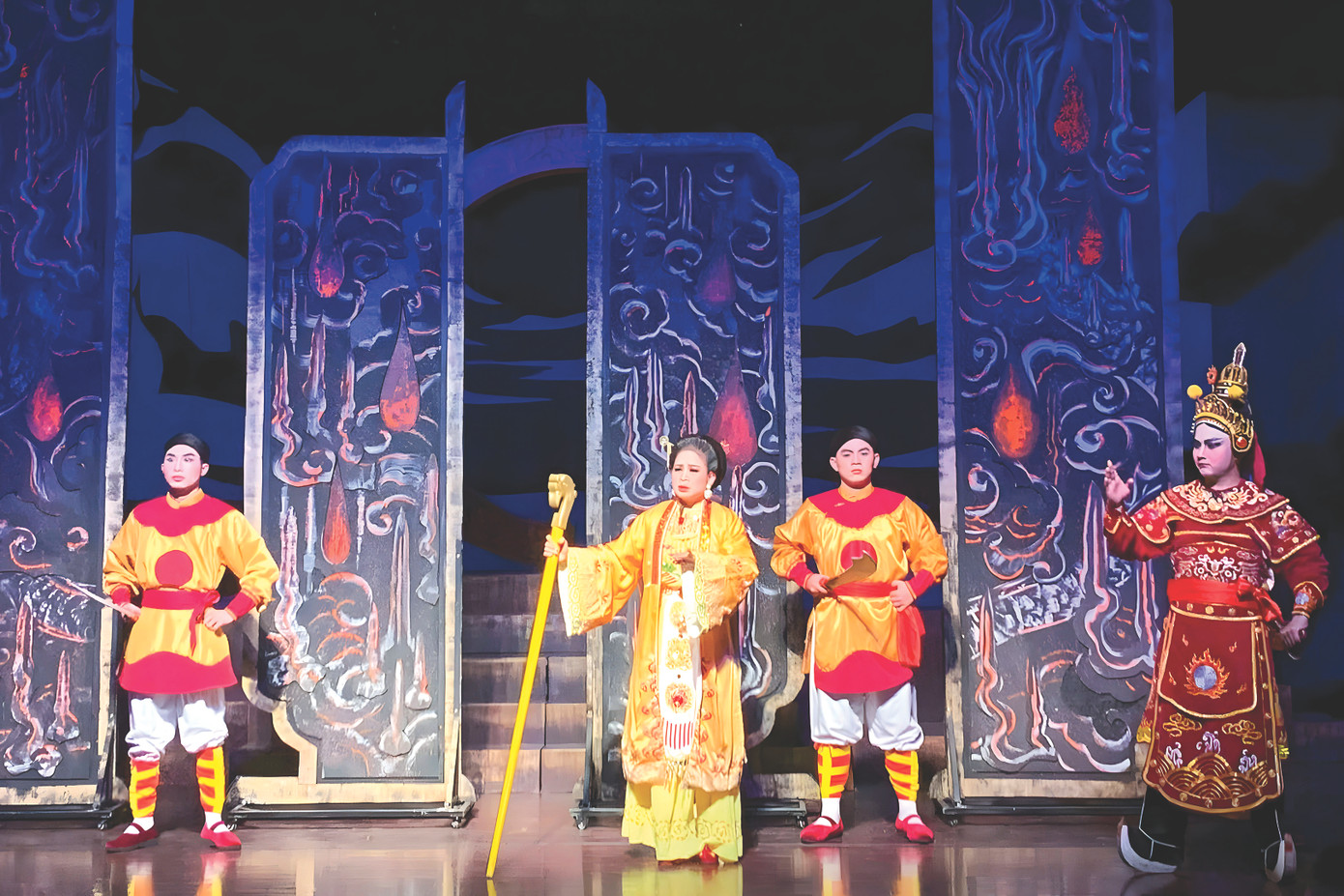 “Anh kép” Lê Văn Tiện tham gia diễn vở tuồng “Nửa Cõi Sơn Hà” cùng các tiền bối ở Nhà hát