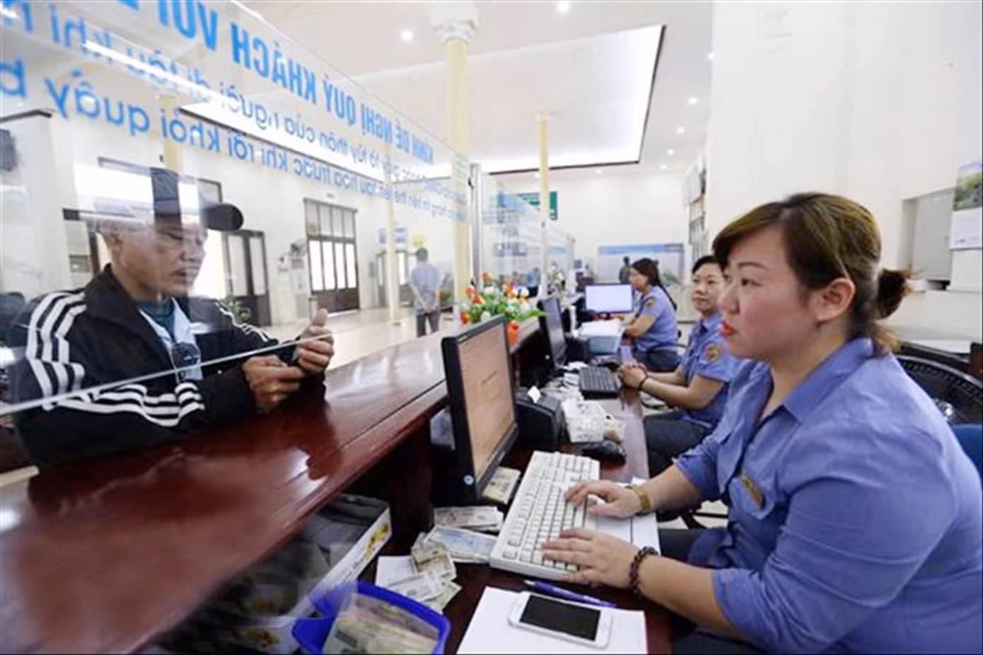 Đến thời điểm này, ngành đường sắt bán được hơn 98.000 vé tàu Đến thời điểm này, ngành đường sắt bán được hơn 98.000 vé tàu