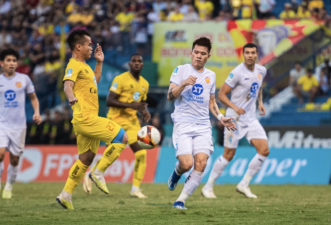 Thép Xanh Nam Định và Đông Á Thanh Hoá xứng đáng là cặp đấu chất lượng cao trước mùa giải mới. Ảnh: Anh Tú Thép Xanh Nam Định và Đông Á Thanh Hoá xứng đáng là cặp đấu chất lượng cao trước mùa giải mới. Ảnh: Anh Tú