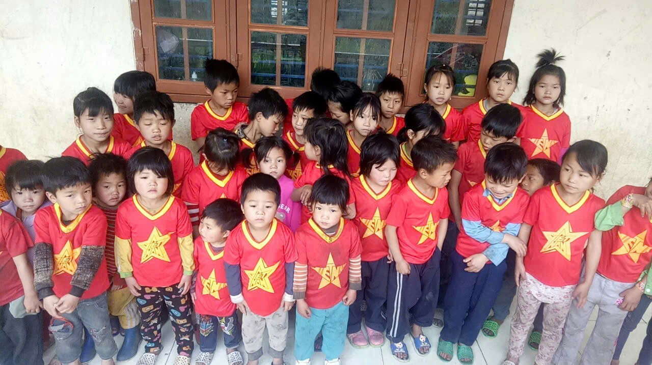 Những đứa trẻ Cà Lò. Những đứa trẻ Cà Lò.