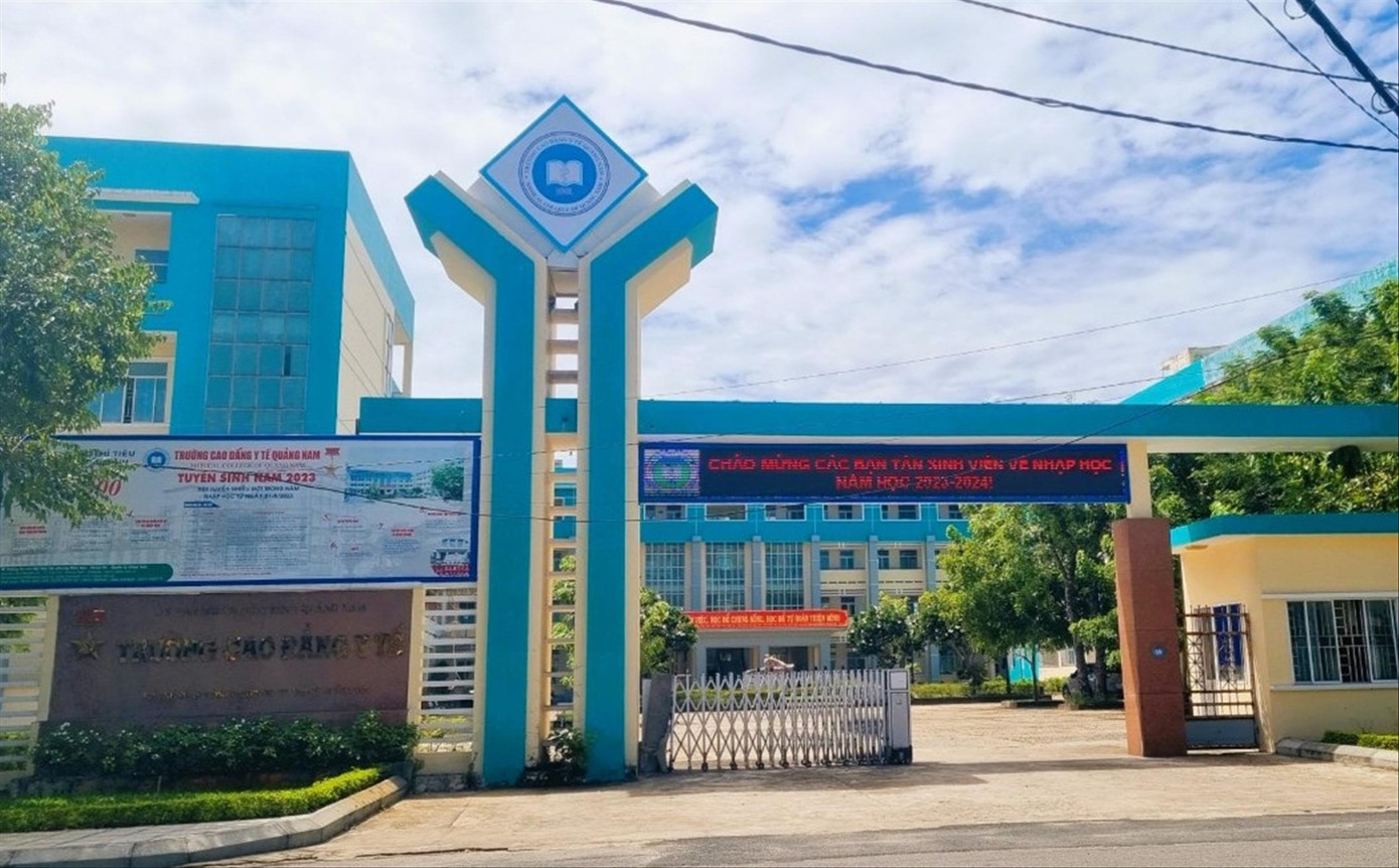 Cán bộ, giảng viên Trường CĐYT Quảng Nam sẽ được giải quyết nợ lương trước Tết Nguyên đán