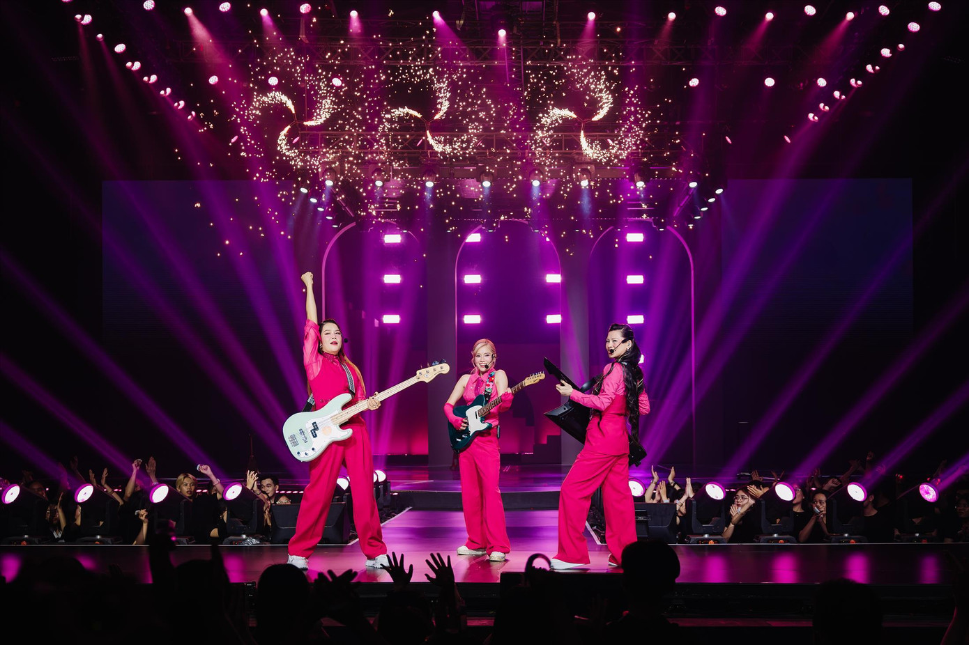 Liên minh Thu Phương tạm thời dẫn trước. Ảnh: BTC