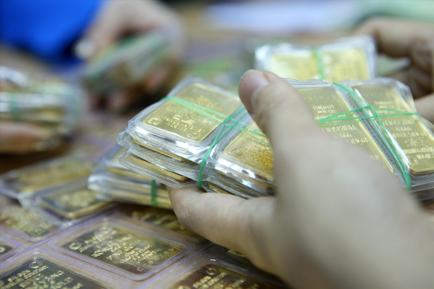 Giá vàng miếng SJC sẽ giảm mạnh trong thời gian tới nếu Ngân hàng Nhà nước tiếp tục đấu thầu vàng. Ảnh: Như Ý