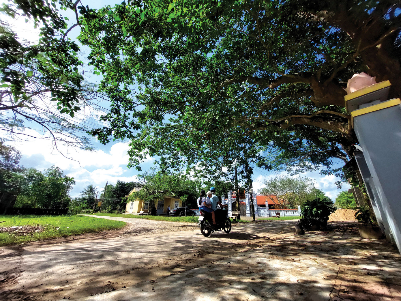 Nền chợ Sòng nức tiếng năm xưa. Ảnh: Trần Tuấn