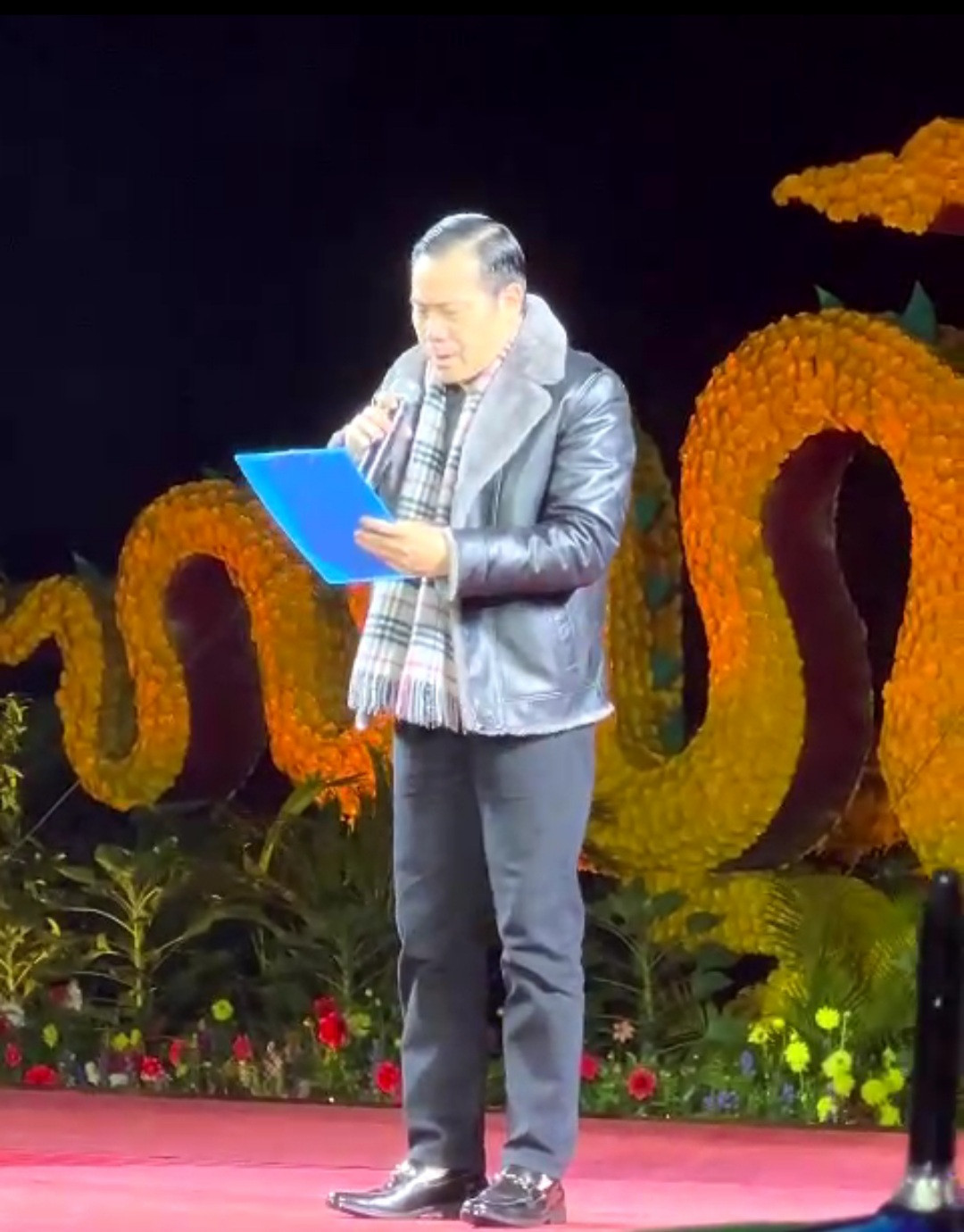 Nhà thơ người Kinh - Nguyễn Phúc Lộc Thành đọc thơ