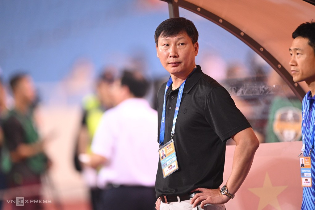 HLV Kim Sang-sik HLV Kim Sang-sik