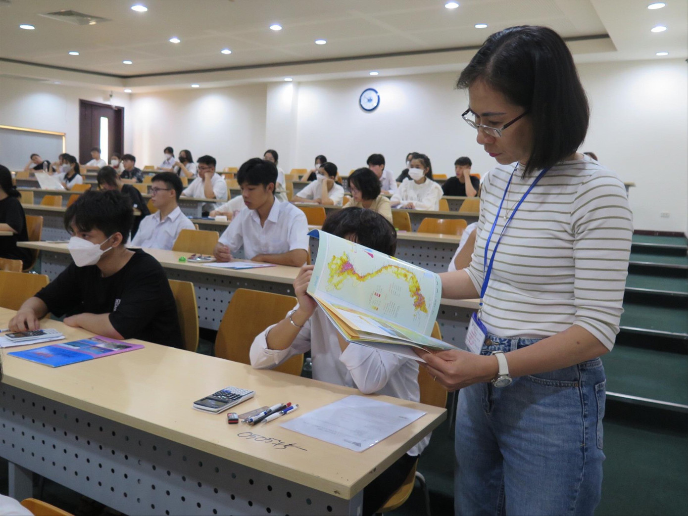 Học sinh tham gia kỳ thi đánh giá năng lực do ĐH Quốc gia TPHCM tổ chức năm 2023. Học sinh tham gia kỳ thi đánh giá năng lực do ĐH Quốc gia TPHCM tổ chức năm 2023.