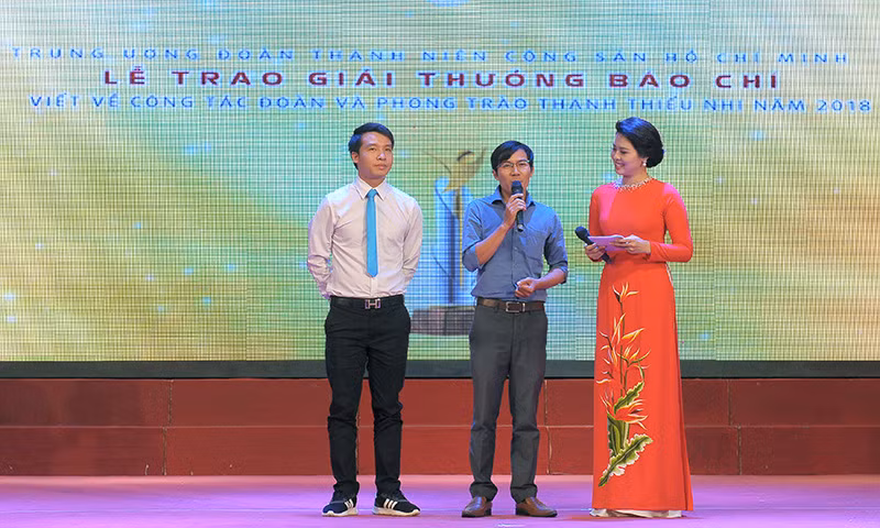 Báo Tiền Phong đạt nhiều giải cao viết về công tác Đoàn 2018 ảnh 2