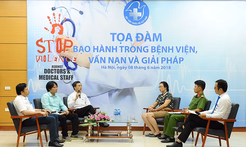 Báo động nạn bạo hành trong bệnh viện và giải pháp phòng chống ảnh 2
