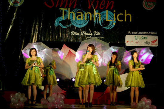 Nhiều tiết mục ca nhạc đặc sắc