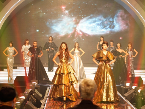 Mai Giang và Kha Mỹ Vân xuất hiện để nghe quyết định quan trọng