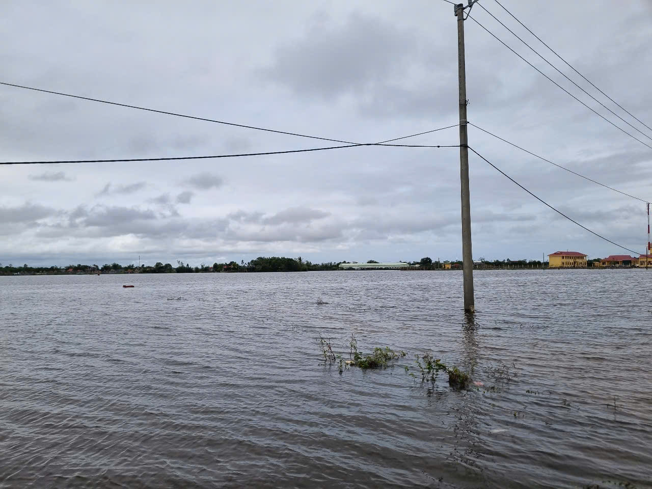 Khu vực 3 người trong gia đình gặp nạn.