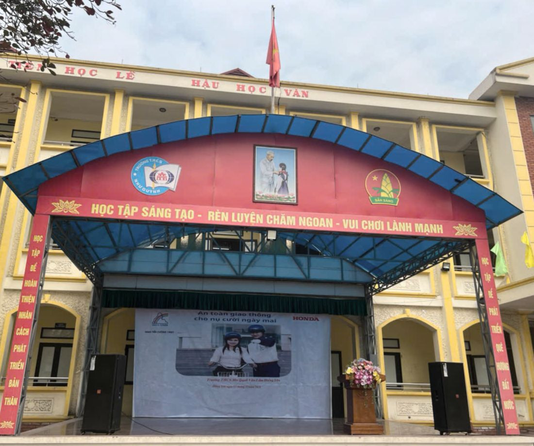 Đặc biệt, HEAD Tiến Cường còn tổ chức chương trình THAY DẦU MIỄN PHÍ cho các thầy cô cùng phụ huynh học sinh nhằm tri ân tới tất cả quý khách hàng đã và đang sử dụng các dịch vụ của cửa hàng xe máy Tiến Cường.