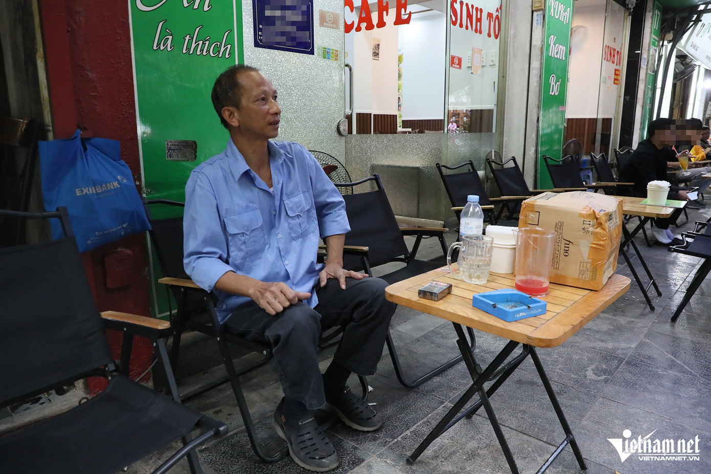 Nhiều người dân tỏ ra bất an trước tình trạng "quái xế" lạng lách đánh võng. Ảnh: Đình Hiếu Nhiều người dân tỏ ra bất an trước tình trạng "quái xế" lạng lách đánh võng. Ảnh: Đình Hiếu