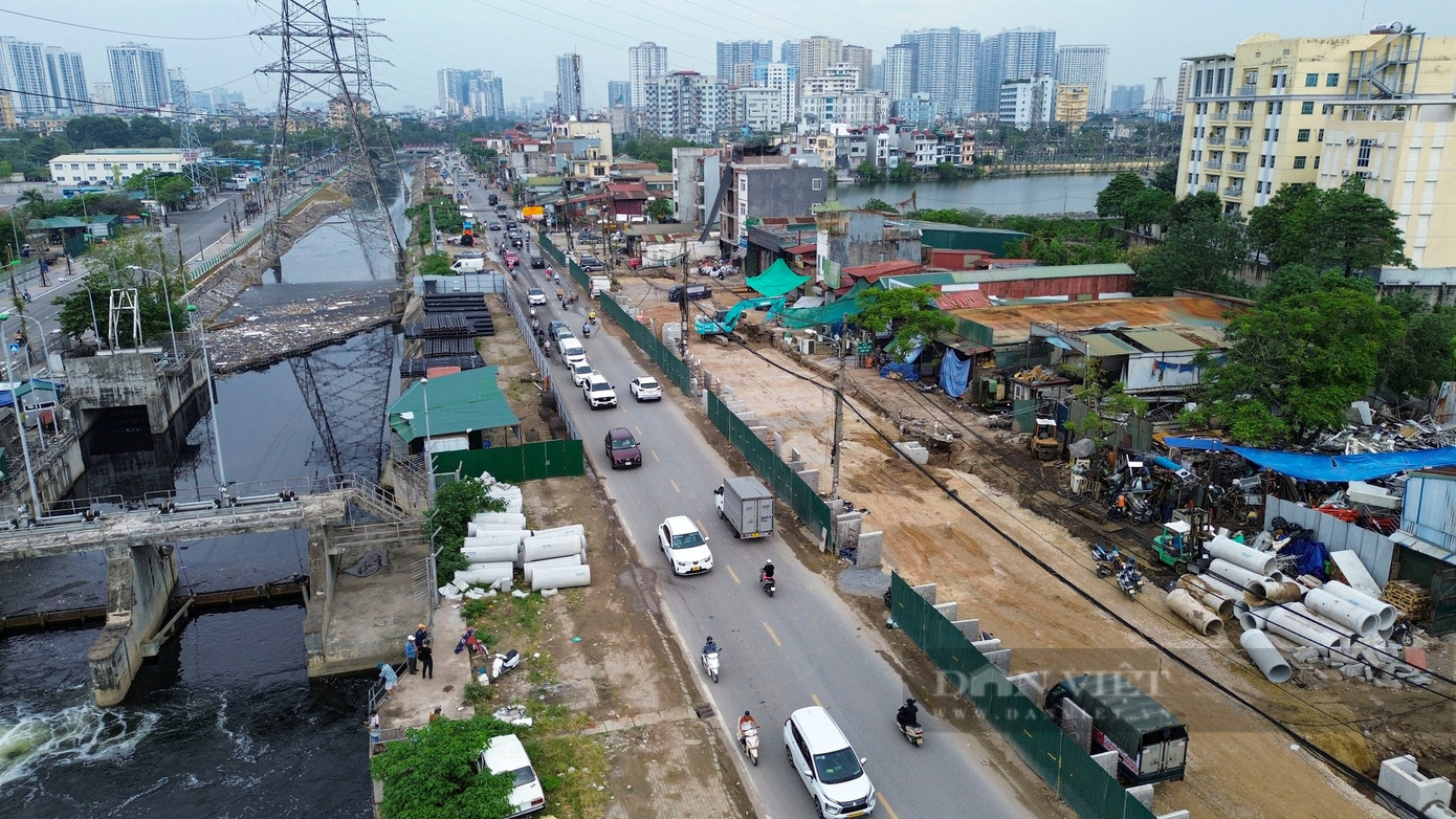 Để triển khai dự án, quận Hoàng Mai phải giải phóng mặt bằng trên 54.000 m2, liên quan 1.583 hộ dân và 19 tổ chức thuộc địa bàn các phường Hoàng Văn Thụ, Yên Sở và Mai Động. Để triển khai dự án, quận Hoàng Mai phải giải phóng mặt bằng trên 54.000 m2, liên quan 1.583 hộ dân và 19 tổ chức thuộc địa bàn các phường Hoàng Văn Thụ, Yên Sở và Mai Động.