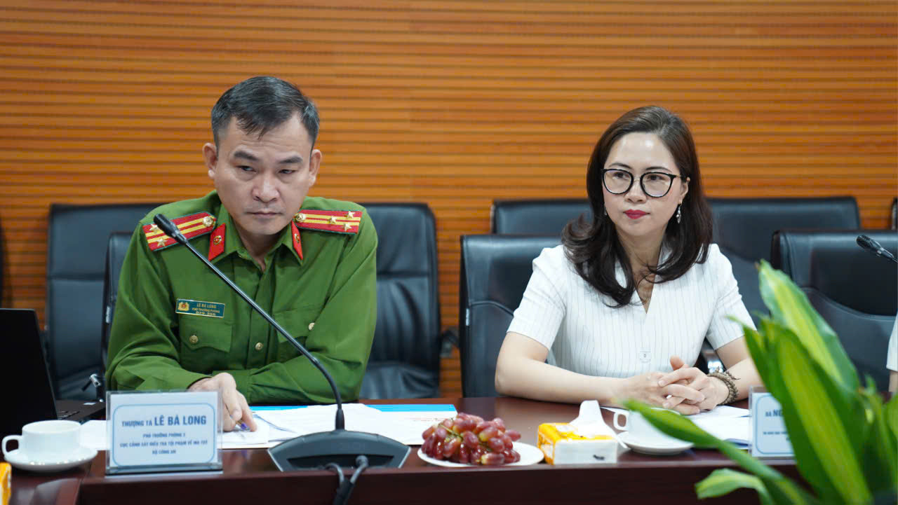 Bà Nguyễn Thị Nhung trong buổi tọa đàm Bà Nguyễn Thị Nhung trong buổi tọa đàm