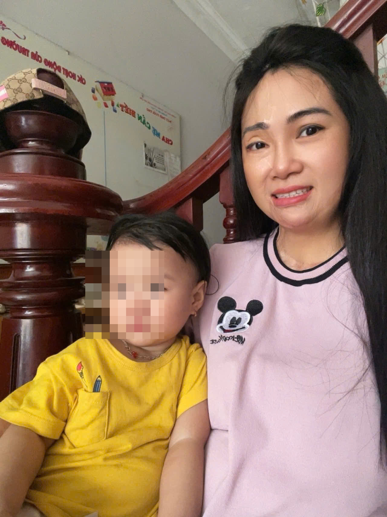 Hằng ngày, chị Huyền vẫn tự tin lên lớp với các học sinh thân yêu. Ảnh: NVCC. Hằng ngày, chị Huyền vẫn tự tin lên lớp với các học sinh thân yêu. Ảnh: NVCC.