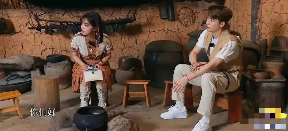 Thực hư tin đồn tình ái được "khui" ra từ bài phốt cũ của Lucas đến nay vẫn còn là một ẩn số. Thực hư tin đồn tình ái được "khui" ra từ bài phốt cũ của Lucas đến nay vẫn còn là một ẩn số.