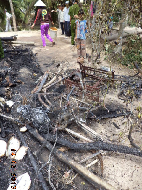 Những chiếc xe đạp chỉ còn trơ khung