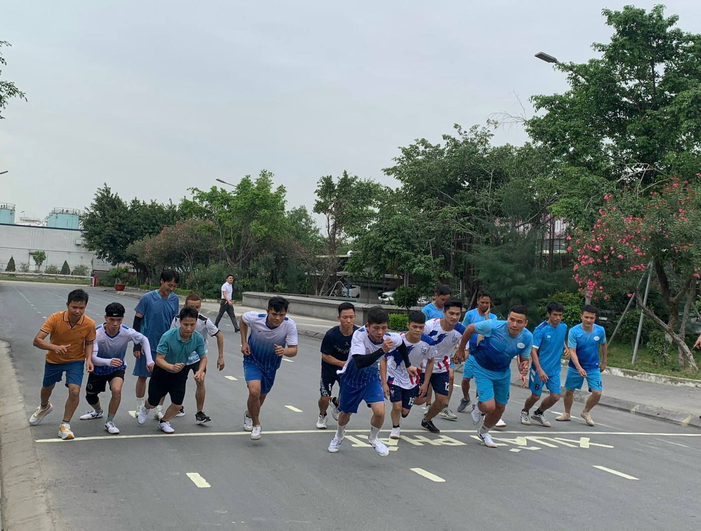 Hội thao tạo cơ hội cho cán bộ, người lao động Công ty được giao lưu, gắn kết góp phần nâng cao đời sống, văn hóa tinh thần Hội thao tạo cơ hội cho cán bộ, người lao động Công ty được giao lưu, gắn kết góp phần nâng cao đời sống, văn hóa tinh thần