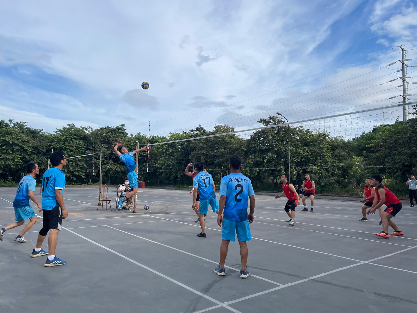 Hội thao tạo cơ hội cho cán bộ, người lao động Công ty được giao lưu, gắn kết góp phần nâng cao đời sống, văn hóa tinh thần Hội thao tạo cơ hội cho cán bộ, người lao động Công ty được giao lưu, gắn kết góp phần nâng cao đời sống, văn hóa tinh thần